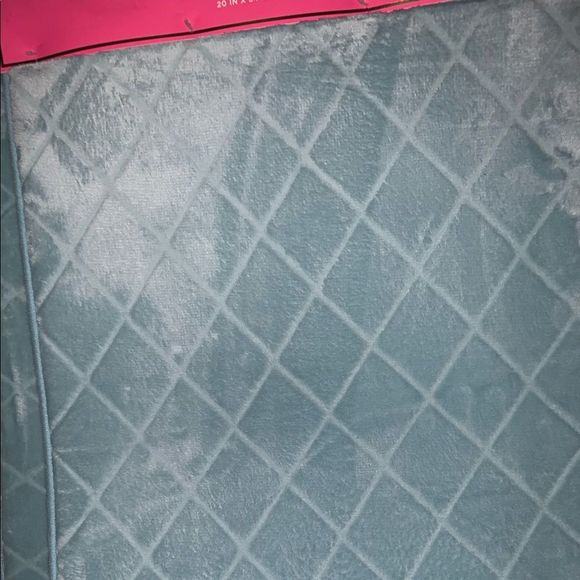 NWT Set Of Two Light Blue Juicy couture bath mats - Picture 3 of 4